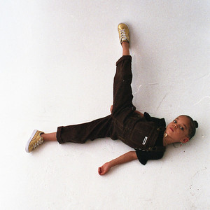 奶头被十几个男人吮故事
