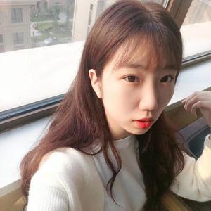 奶头被十几个男人吮故事
